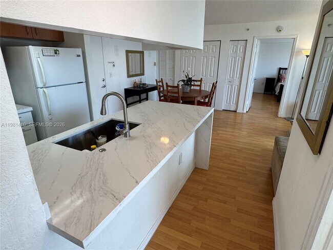 Foto del edificio - 816 NW 11th St