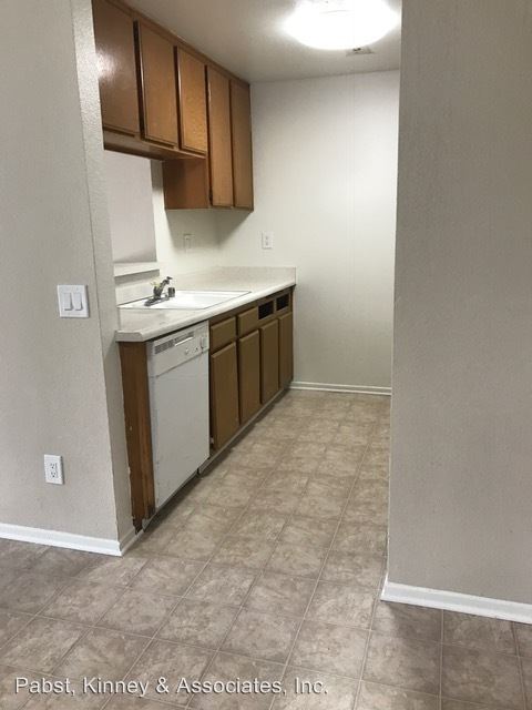Foto del edificio - 3043 E 15th St