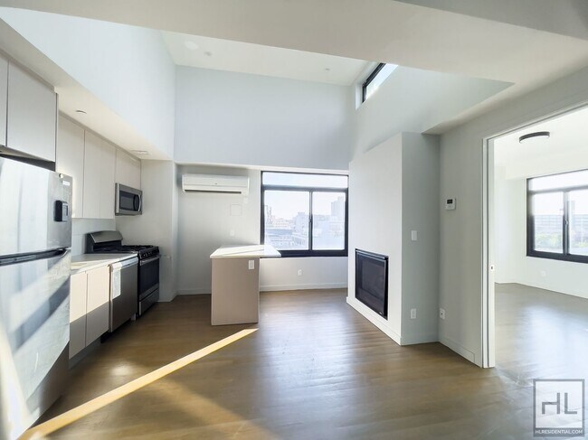 Building Photo - Bushwick Avenue / Spacious 2 Bed 1-Bath