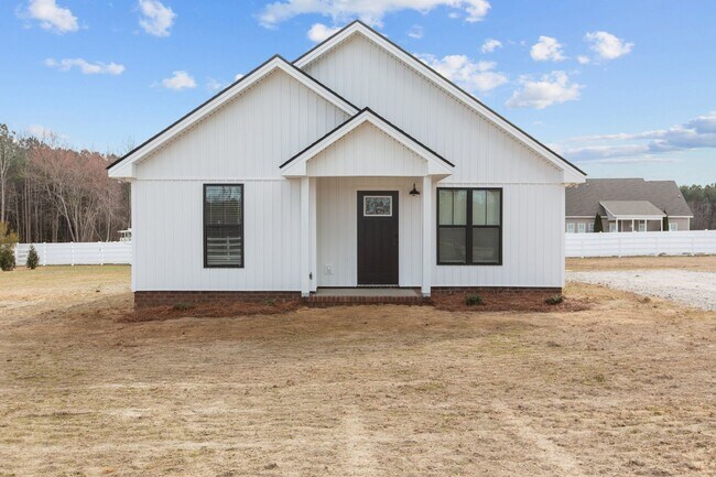 Building Photo - New Construction!