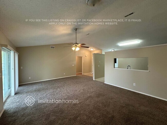Foto del edificio - 114 Grove Hollow Ct