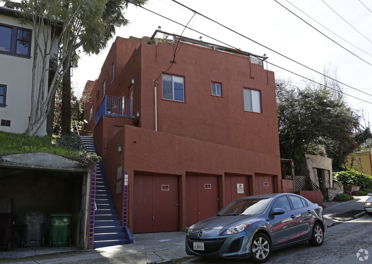Building Photo - 942 Vermont St
