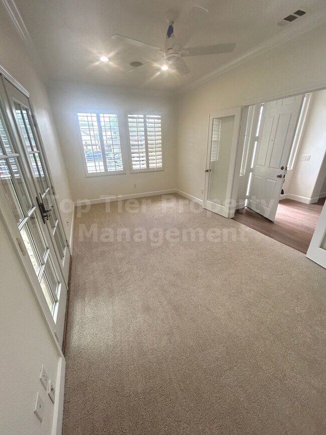 Building Photo - ***Gorgeous 4 bed / 3 bath / 2,585 sqft House in Calavera Hills - Available 07/01***