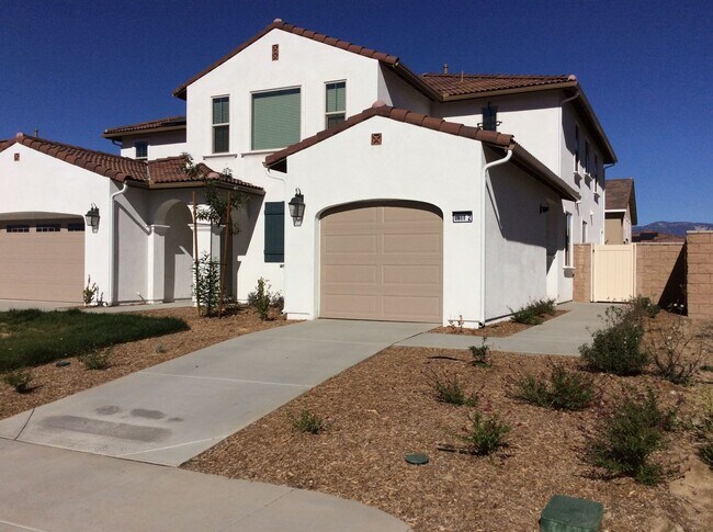 Foto del edificio - 2 Bedroom 1 Bath for rent in Loma Linda PLEASE READ DESCRIPTION