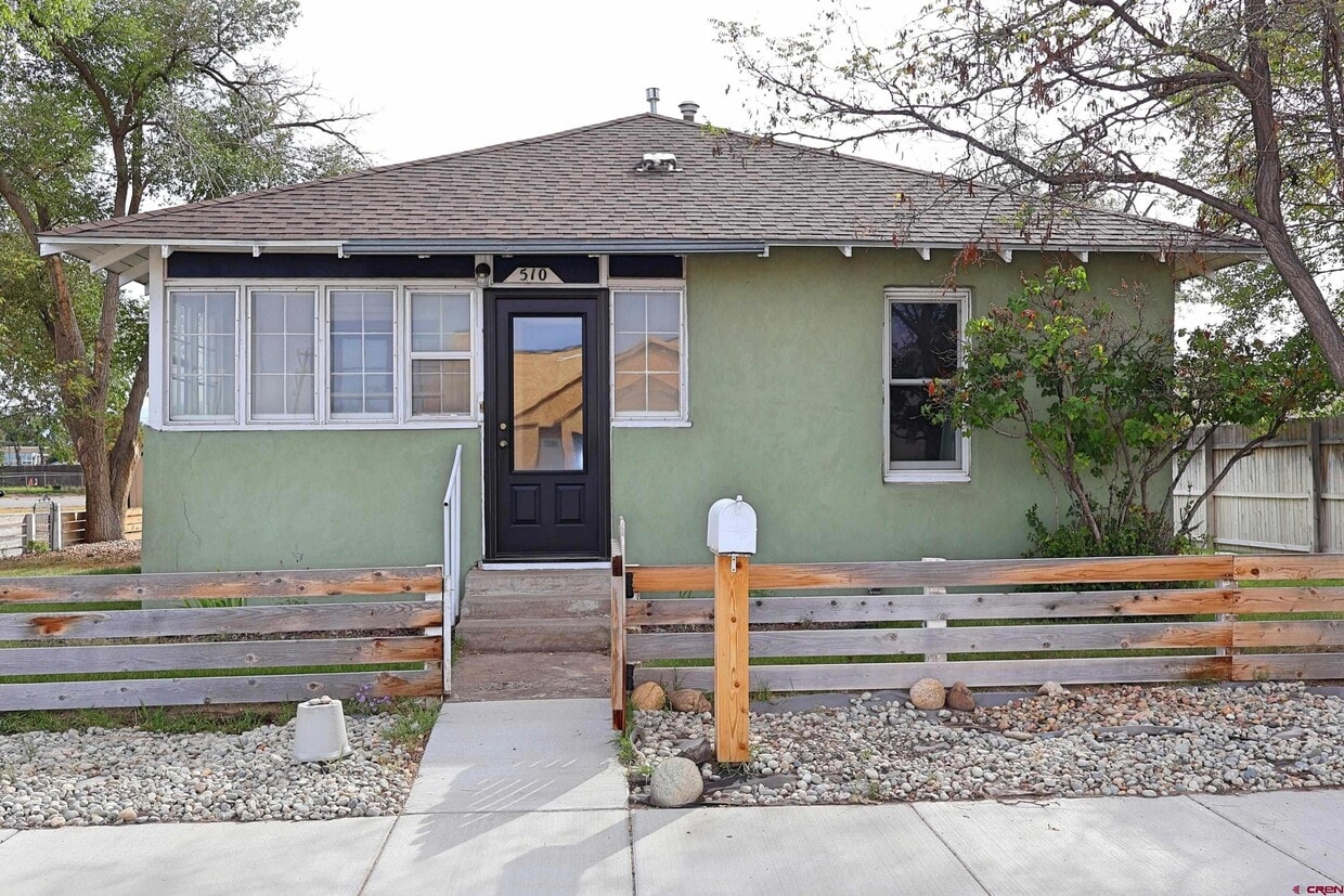 Primary Photo - 510 Washington Ave