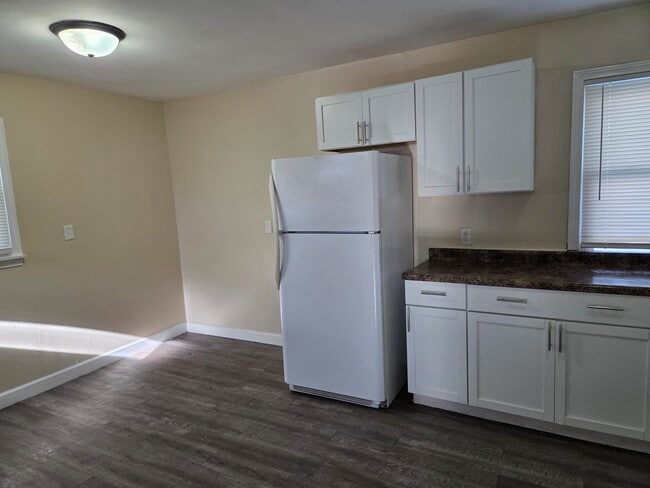 Foto del edificio - 3527 N Oliver Ave