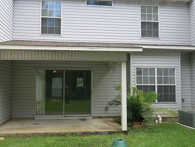 Foto del edificio - Beautiful Newly Renovated 3B/2B Townhome l...