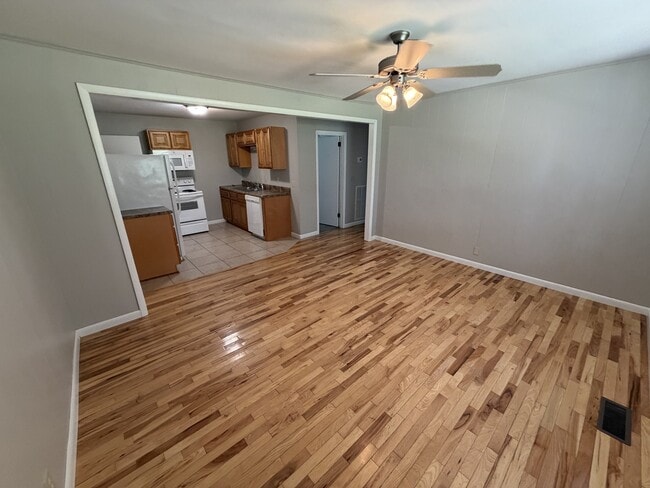 Building Photo - 171 Vulco Dr