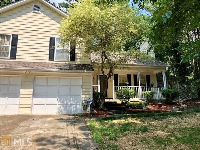 Building Photo - 348 Wayward Wind Dr SW
