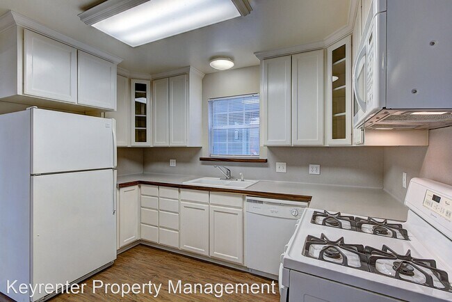 Building Photo - 2 br, 1 bath House - 801 W. Elizabeth Stre...