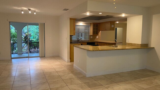 Foto del edificio - Private Siesta Key Retreat Minutes from World-Famous Beach