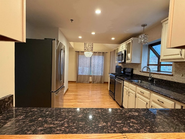 Foto del edificio - 17 Bayberry Dr