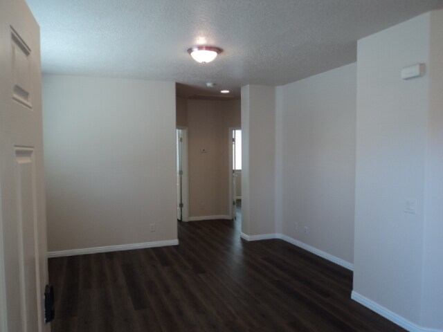 Entry - 96 Desert Willow Ln