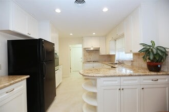 Building Photo - 3535 Durhill St