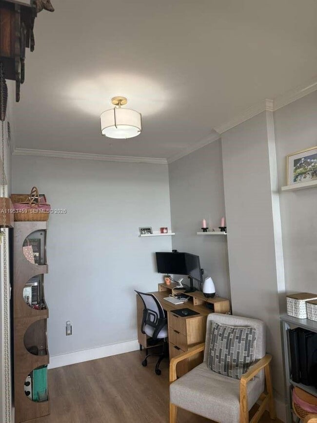 Building Photo - 800 West Ave