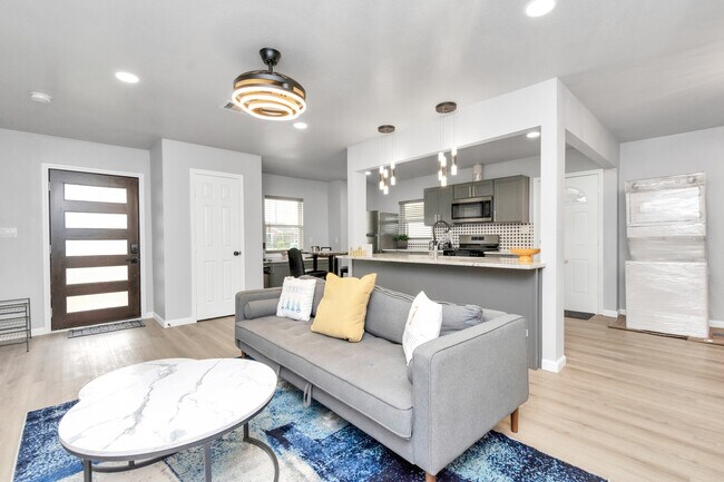 Foto del edificio - 5107 Cortelyou Ln