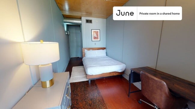 Private bedroom in 6 bed/6 bath Home - Private bedroom in 6 bed/6 bath Home