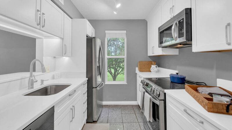 Foto principal - 935 Quay Ave