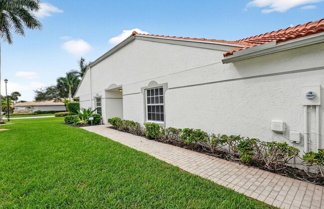 Building Photo - 8624 Logia Cir