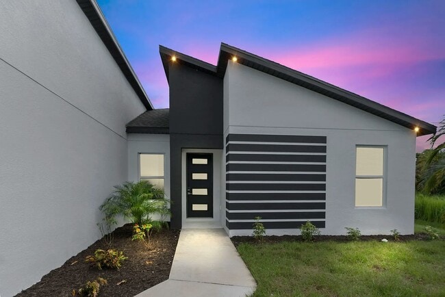 Building Photo - 8292 Givlic Ln