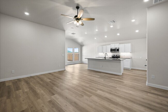 Foto del edificio - Bell Farms Available July 9th