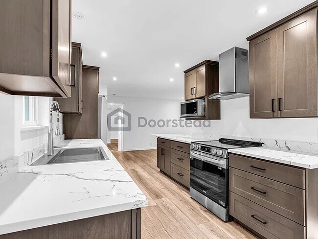 Foto del edificio - 3533 NE 17th Pl