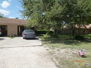 Building Photo - 1640 Old Marion Rd