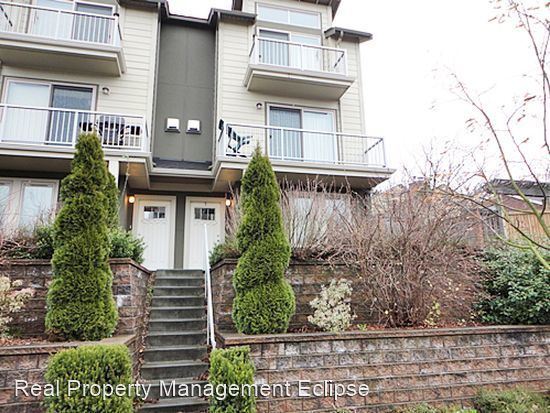 Primary Photo - 3 br, 2.5 bath House - 3912 California Ave...