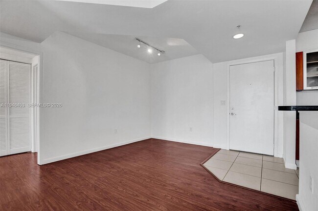 Foto del edificio - 18800 NE 29th Ave