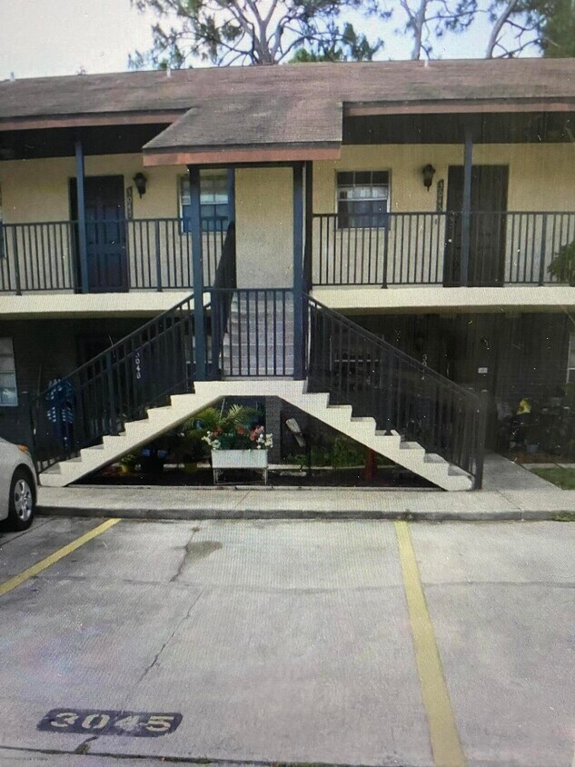 3045 Sir Hamilton Cir Unit 11, Titusville, FL 32780 Condo for Rent in