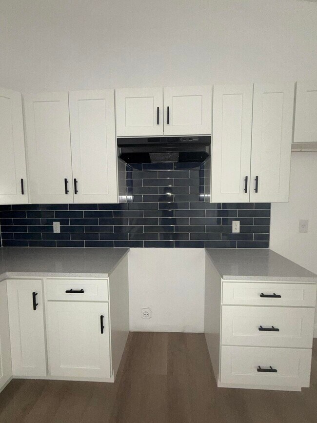 Foto del edificio - 1577 Hawthorne Pl