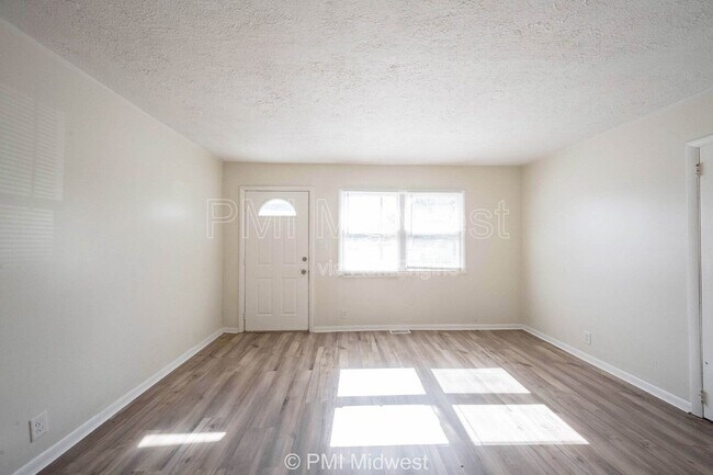 Foto del edificio - 3146 Asbury St