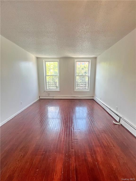 Primary Photo - 1470 Vyse Ave