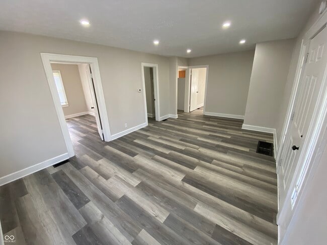 Building Photo - 2002 Arrow Ave