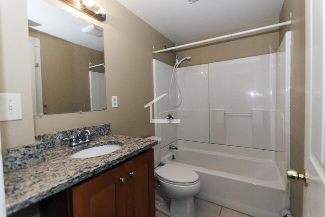 Foto del edificio - 6-bed/2-bath Lower Allston near BU