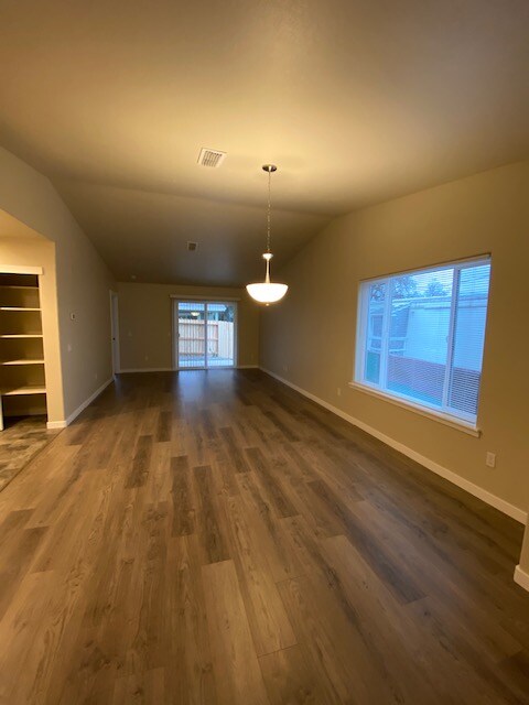 Building Photo - 2142 SW Mendi Way