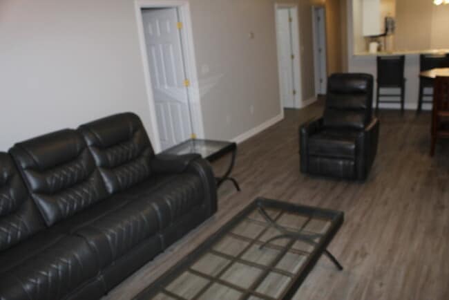 Building Photo - Fully Furnished Columbia County Rental