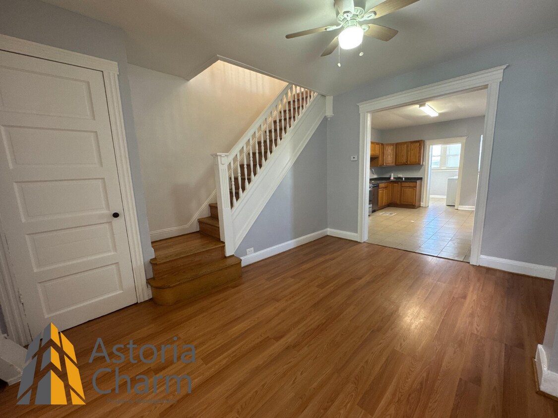 Foto principal - 1749 Homestead St
