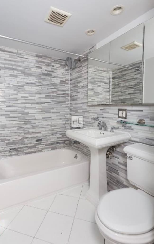 Foto del edificio - E 13TH ST.