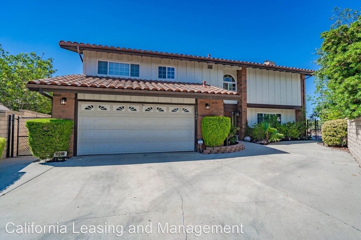 Foto principal - 4 br, 2.5 bath House - 11300 Sinclair Place