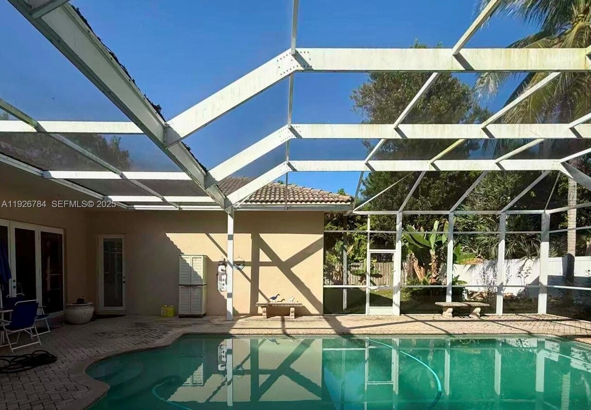 Foto del edificio - 15335 SW 80th Ave