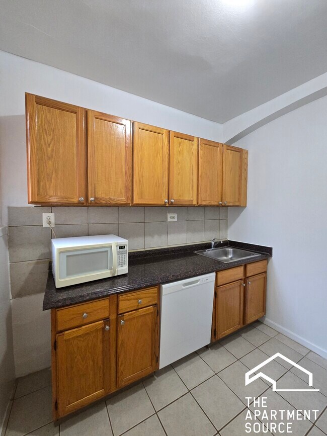 Foto del edificio - 4931 N Whipple St