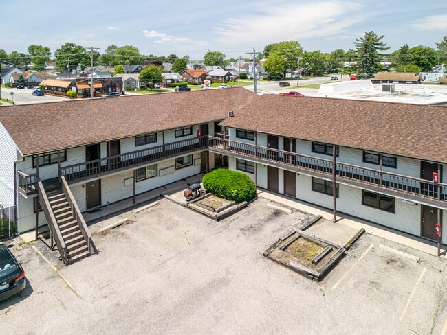Building Photo - Brook Haven Apartments