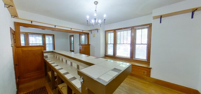 Foto del edificio - 1601 Leavenworth St