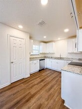 Building Photo - 4720 Burma Rd