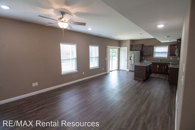 Building Photo - 3 br, 2.5 bath House - 2810 Amberwood Ct