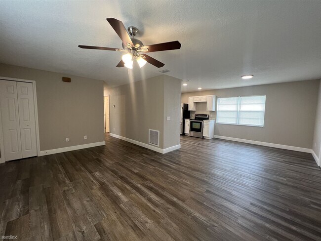 Foto del edificio - 3 br, 2 bath House - 1205 Padgett Circle
