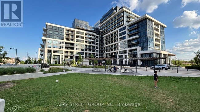Building Photo - 3200 William Coltson Ave