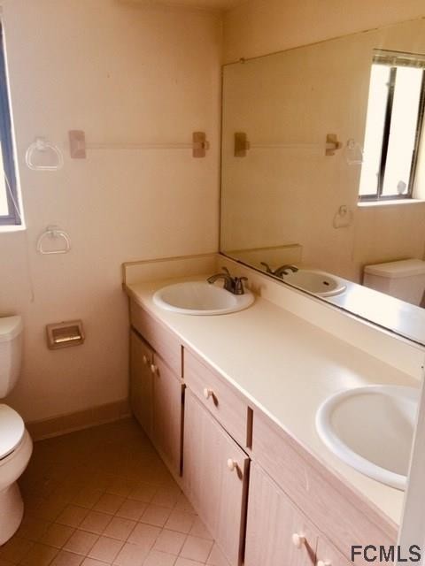 Foto del edificio - 32 Beachway Dr