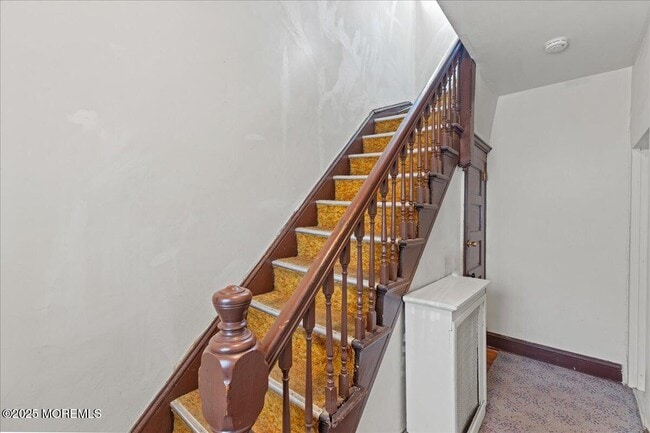 Building Photo - 104 Welton St